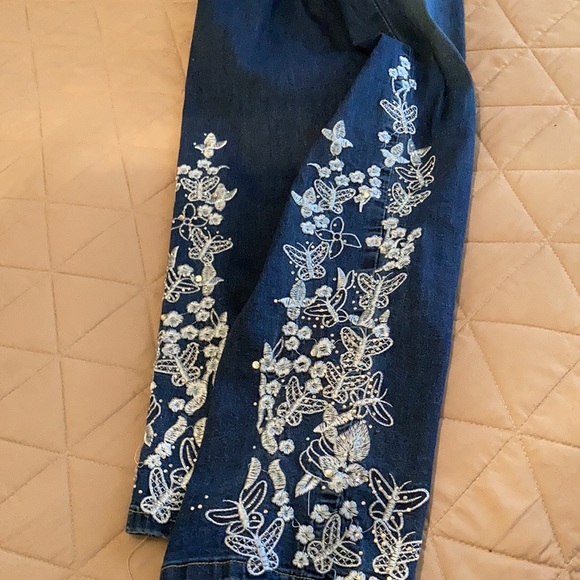 Embellished Skinny Jeans - Picture 4 of 8